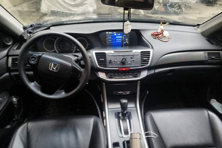 Used Honda Accord 2015 2.0L LX Comfort Edition
