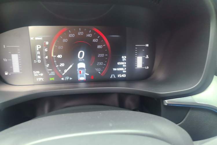 Used Volvo XC60 2021 T5 4x4 Smart Luxury Edition