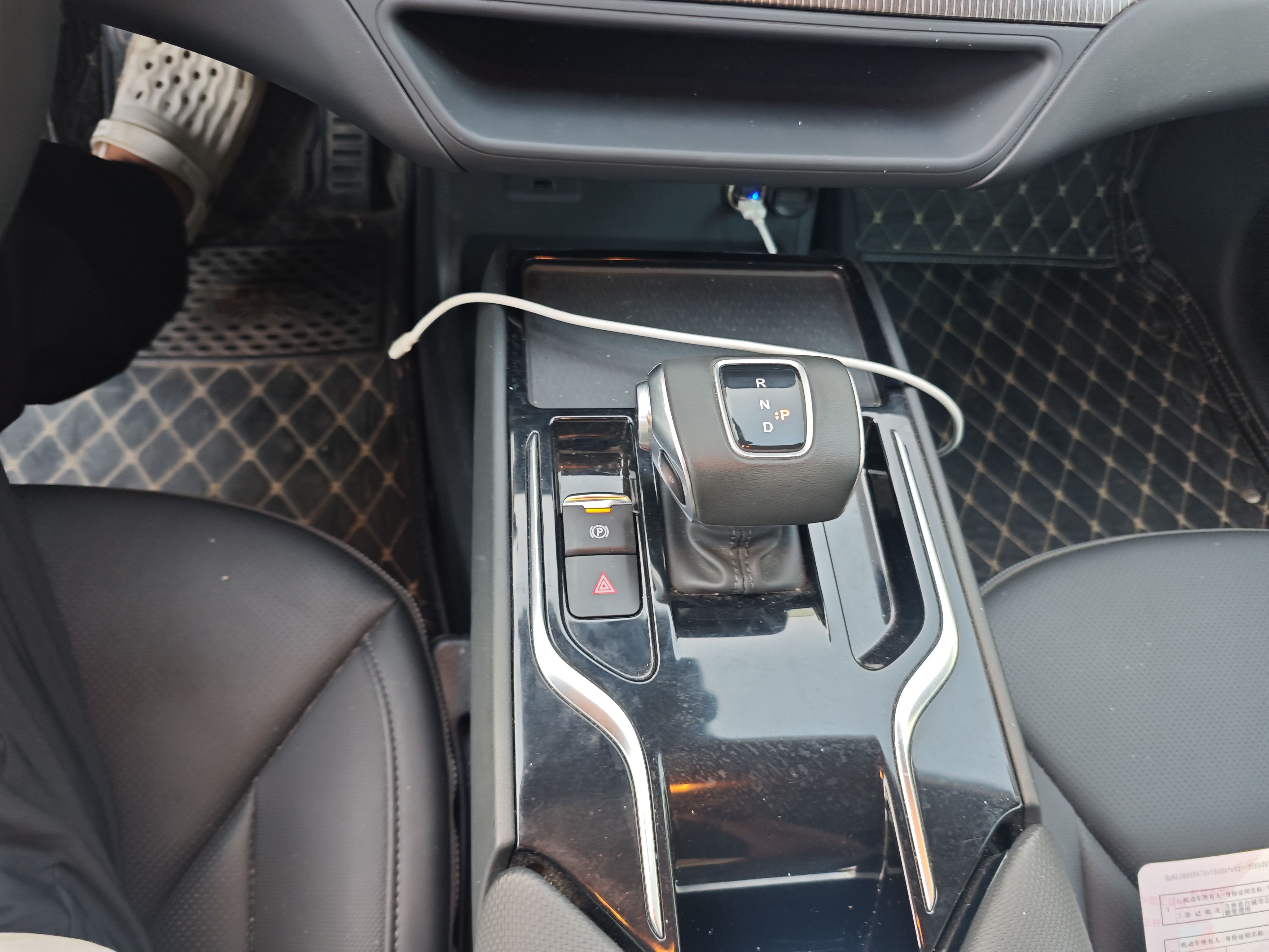 Hongqi E-QM5 2024 450km Range Commuter Version — снимка 14