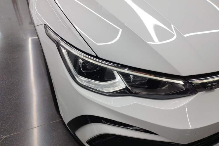 Used Volkswagen Golf 2021 280TSI DSG R-Line Right Front Headlight