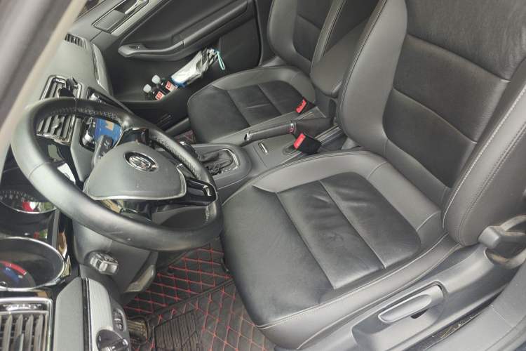 Used Volkswagen Sagitar 2015 1.6L Automatic Comfort Model Left Front Seat