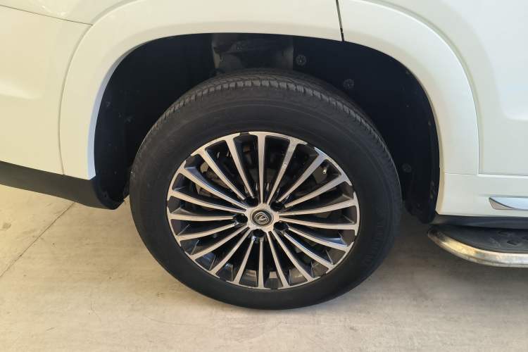 Used CHANGAN CS95 2019 2.0T Two-Wheel-Drive Luxury Version
