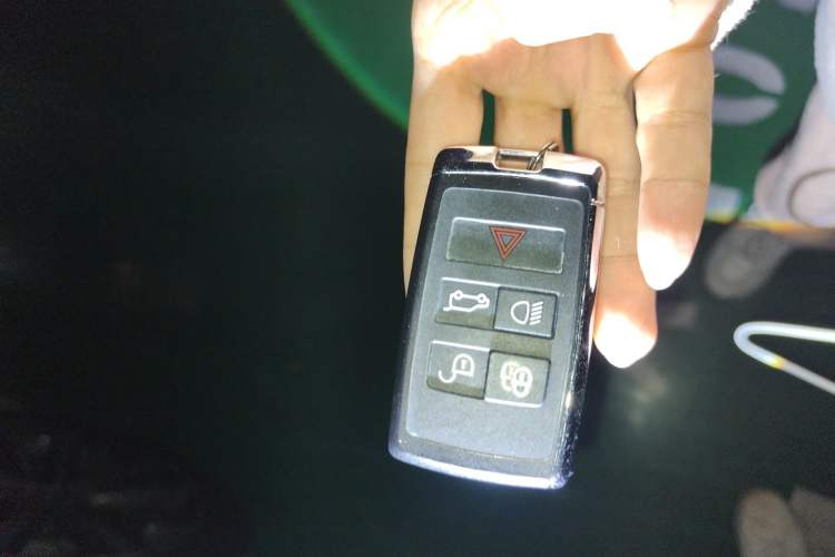 Used Jaguar F-PACE 2024 P250 R-Dynamic SE