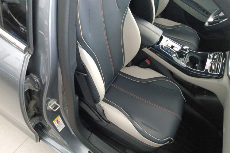 Used BYD Qin PLUS 2021 DM-i 120KM Prestige Model
