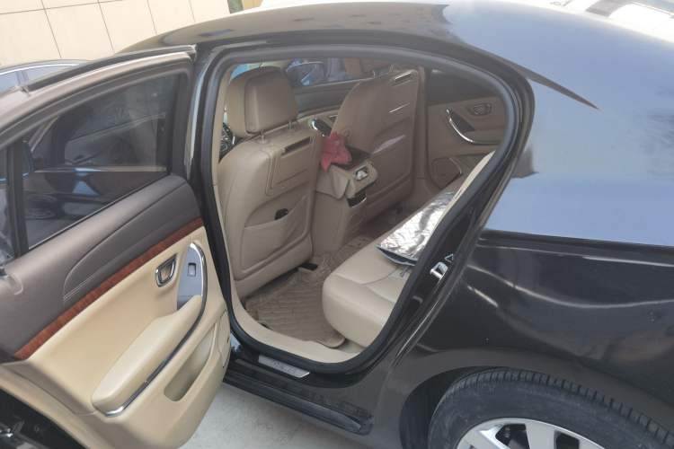 Used Roewe 950 2012 3.0L Flagship Edition
