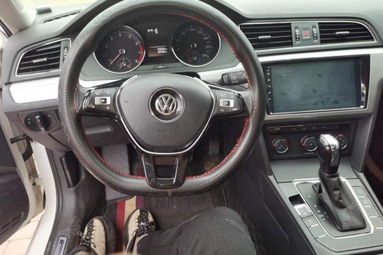 Used Volkswagen Lamando 2017 230TSI DSG Fashion Edition