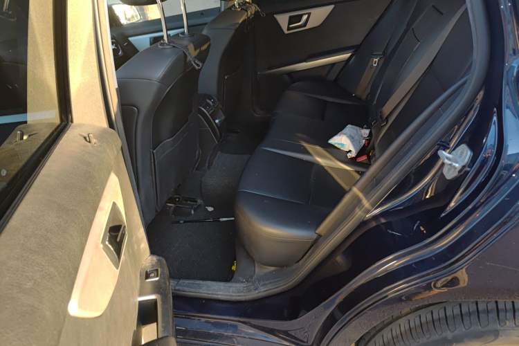 Used Mercedes-Benz GLK-Class 2013 GLK 300 4MATIC Dynamic Sunroof Model