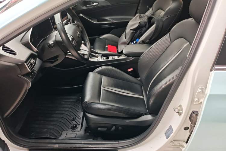 Used Hyundai Lafesta 2019 280TGDi Smart Speed Version China VI Standard Left Front Seat