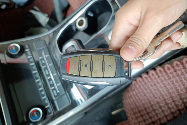 Used Haval H8 2017 2.0T Diesel Two-Wheel Drive Enjoyment Version