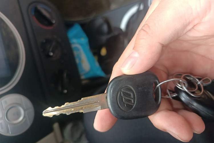 Used Lifan Auto 320 2011 Snow Edition 1.3L Comfort Model Vehicle Key