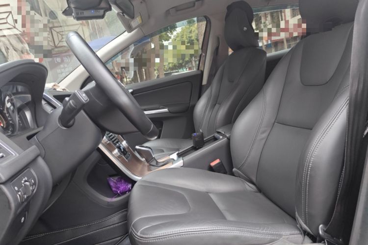 Used Volvo XC60 2017 T5 AWD Smart Upgrade Model