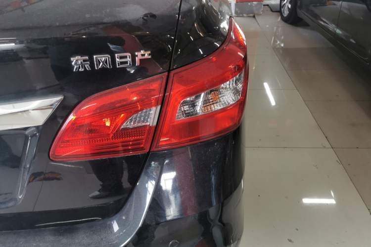 Used Nissan Sylphy 2021 Classic 1.6XL CVT Luxury Edition Right Rear Taillight