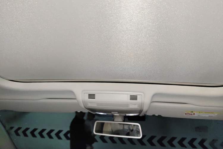 Used Volkswagen Tayron 2019 330TSI Two-Wheel Drive Luxury Model China VI Standard
