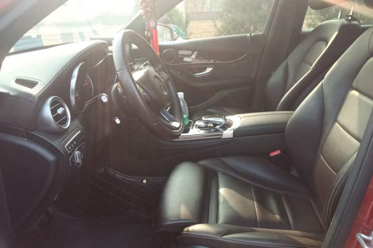 Used Mercedes-Benz GLC 2019 GLC 260 L 4MATIC Dynamic Model
