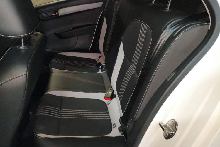 Used Skoda Fabia 2015 1.6L Automatic Sport Edition