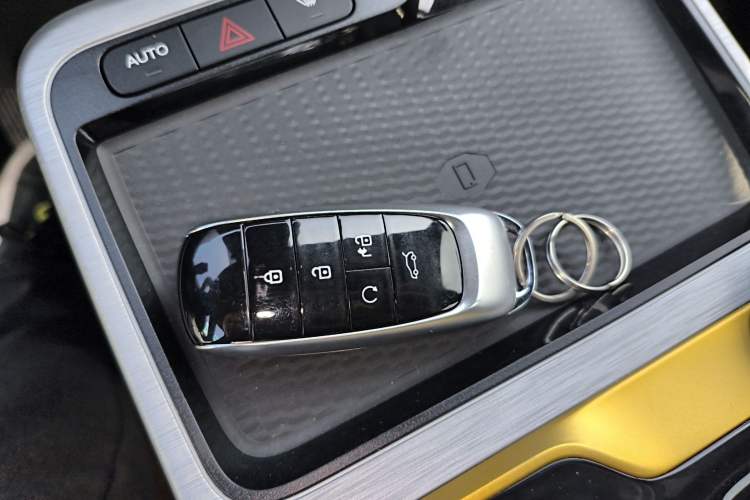 Used AION Y 2021 70 Enjoyment Tech Edition Interior 1