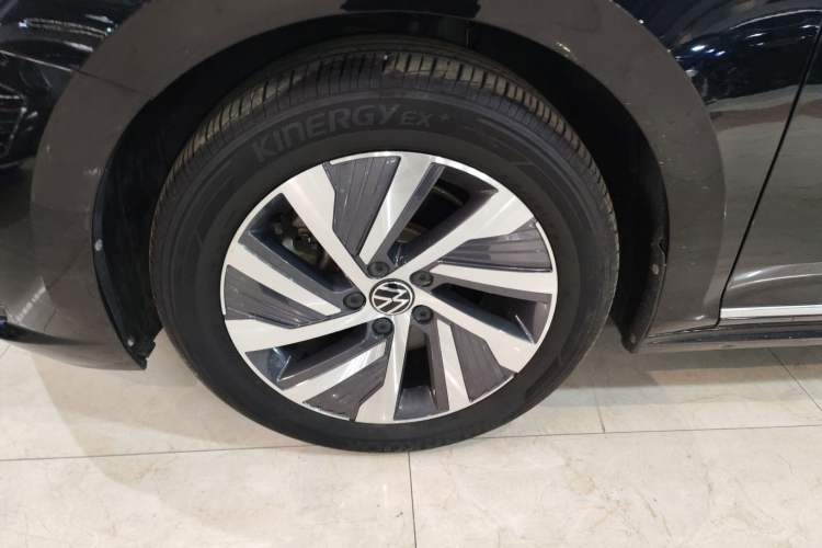 Used Volkswagen Passat New Energy 2020 430 PHEV Hybrid Luxury Edition China VI Standard
