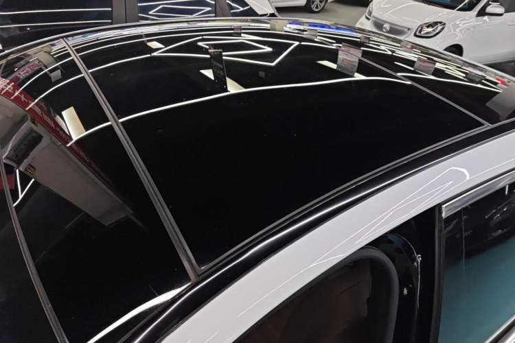 Used Mercedes-Benz E-Class New Energy 2022 Restyled E 350 e L Plug-in Hybrid Sports Sedan Roof