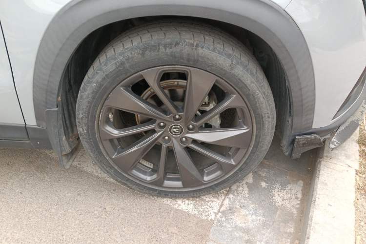 Used CHANGAN UNI-T 2020 1.5T Prestige Version Right Front Wheel Hub