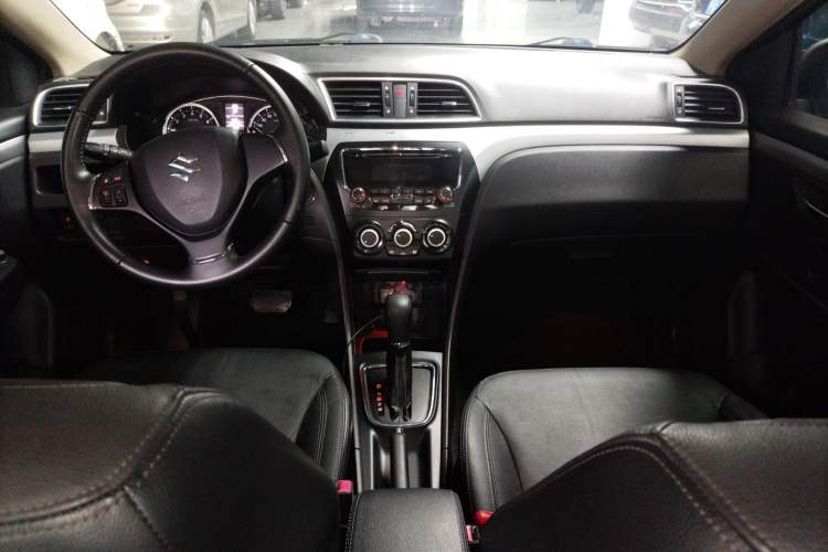 Used Suzuki Alivio 2015 1.6L Automatic Enjoyment Model Center Console