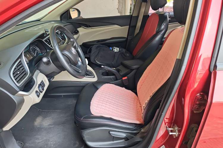 Used Buick GT 2015 15N Automatic Elite Version Left Front Seat