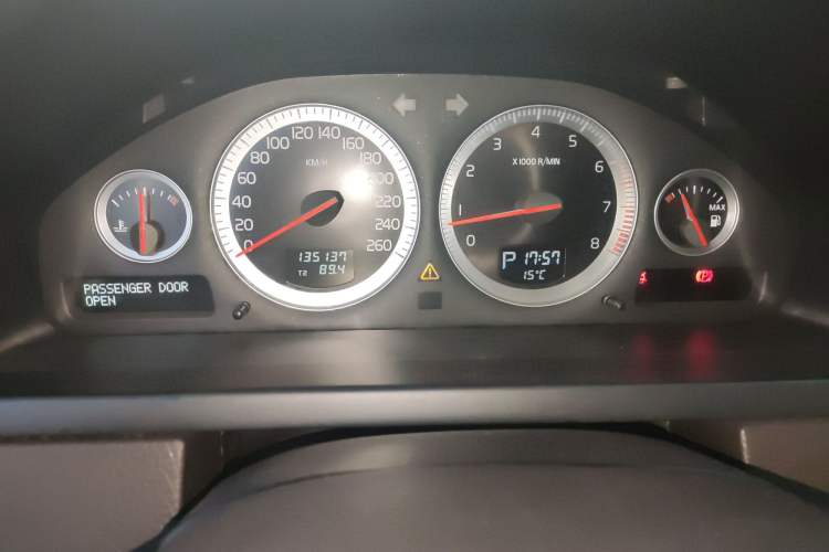 Used Volvo XC Classic 2014 T5 Luxury Edition