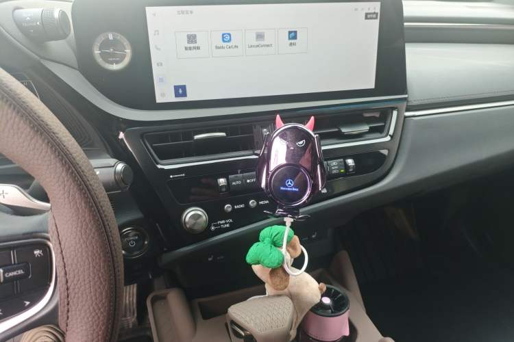 Used Lexus ES 2022 300h Excellence Edition
