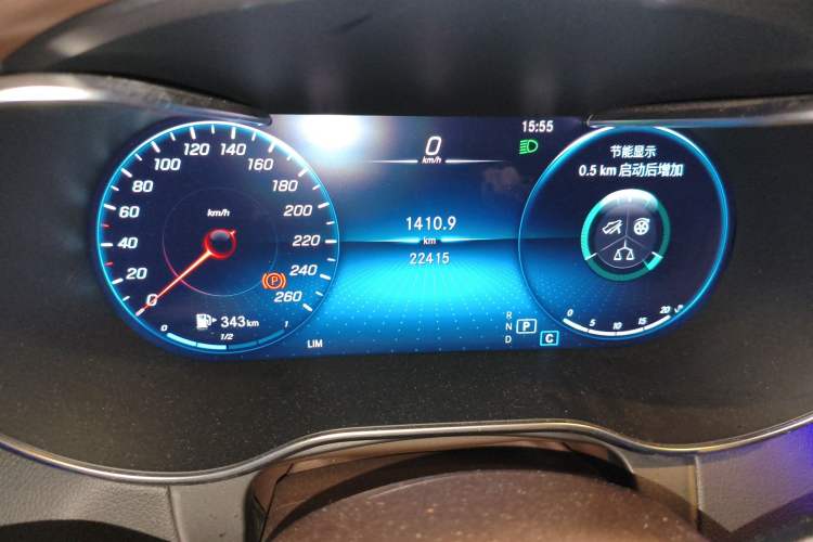 Used Mercedes-Benz GLC 2022 GLC 260 L 4MATIC Luxury Model Odometer Close Up