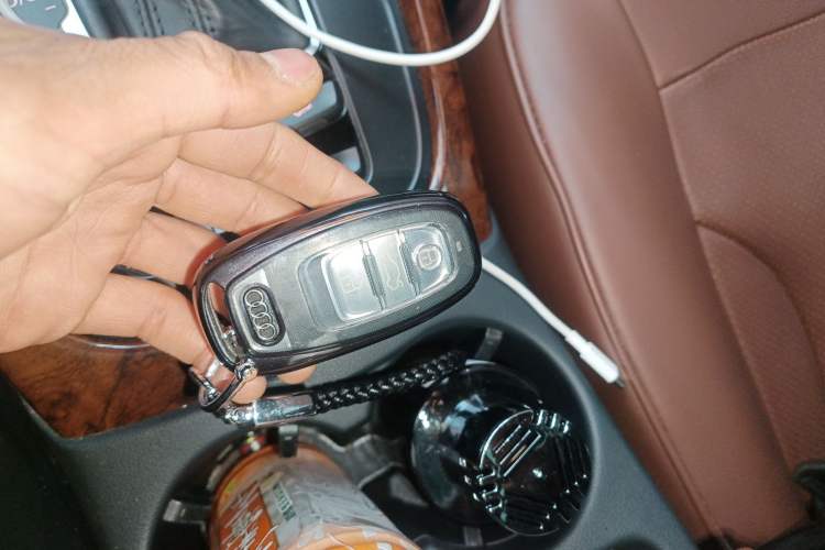 Used Audi Q5 2018 Collector's Edition 40 TFSI Technology Model