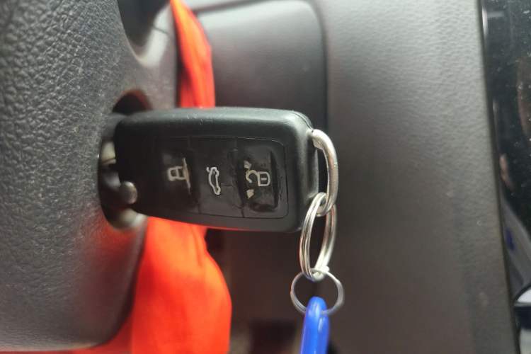 Used Volkswagen Sagitar 2012 1.6L Automatic Comfort Edition
