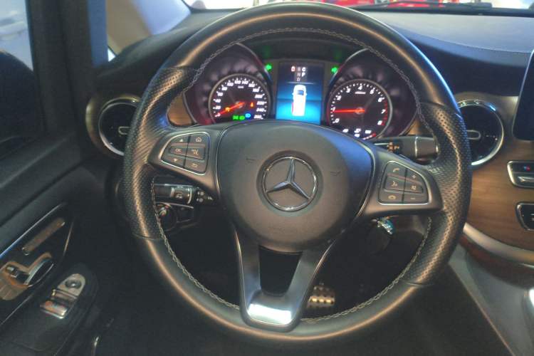 Used Mercedes-Benz V-Class 2020 V 260 Prestige Edition