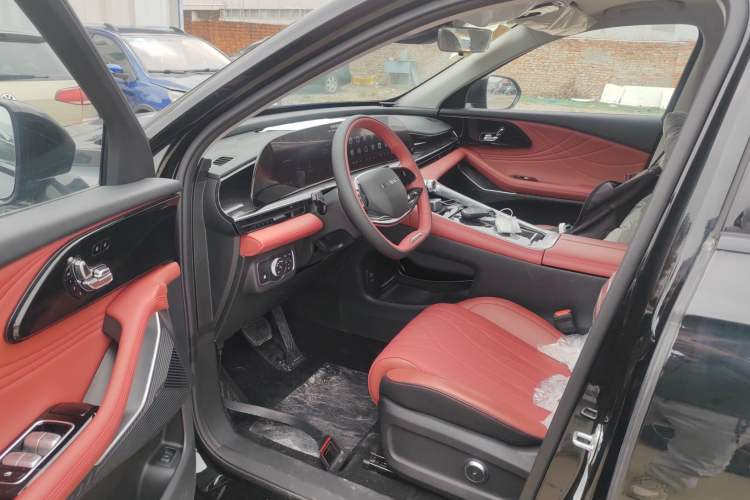 Used EXEED Stellar C-DM 2024 1.5T Long-Range Pro
