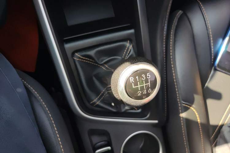 Used JAC Group Refine S4 2019 1.5T Manual Overdrive Model