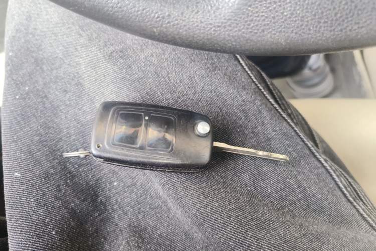 Used Chery Fengyun 2 2013 Hatchback 1.5L Manual Ruiyi Edition Vehicle Key