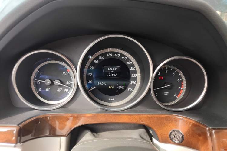 Used Mercedes-Benz E-Class 2014 E 260 L Luxury Model