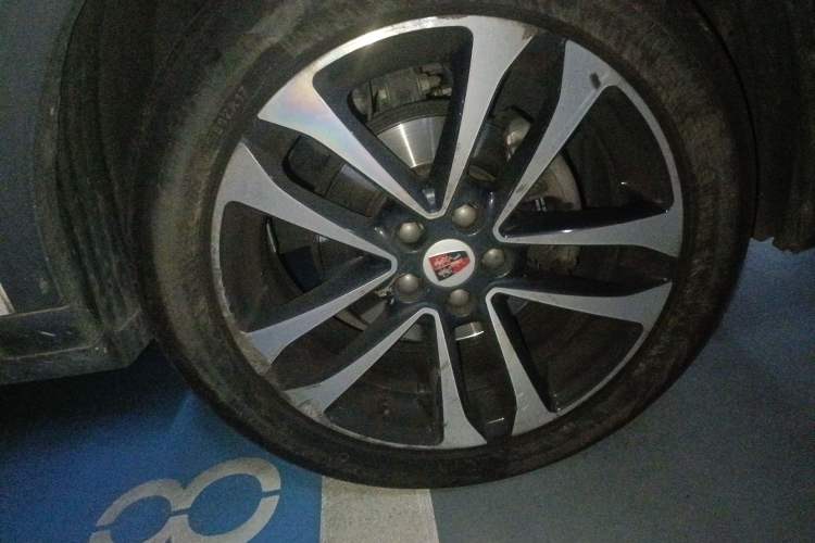 Used Roewe RX3 2020 1.6L CVT 4G Connected Ultra-Cool Flagship Edition
