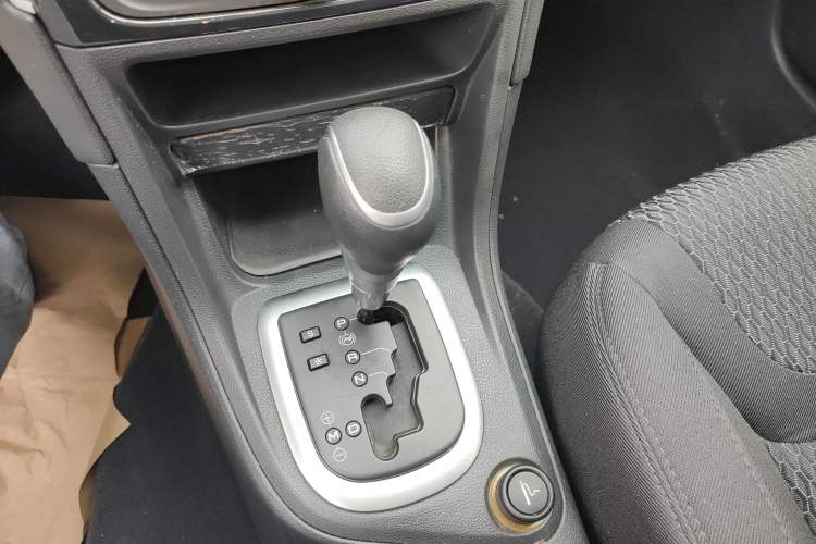 Used Peugeot 308 2014 Enjoyment Edition Classic 1.6L Automatic Fashion Model Gear Lever