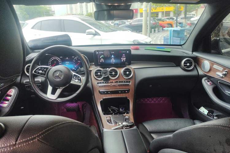 Used Mercedes-Benz GLC 2020 Facelifted GLC 300 L 4MATIC Luxury Edition Headliner