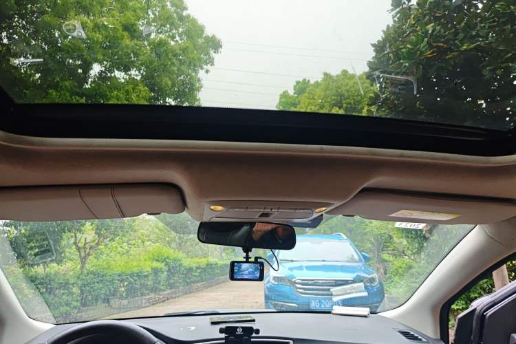 Used Nissan Sylphy 2019 1.6XV CVT Smart Connect Luxury Edition China V Standard Headliner