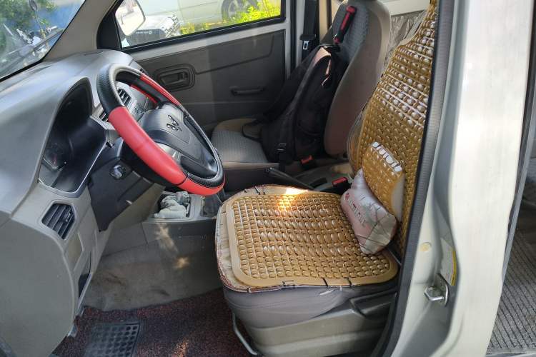 Used Wuling Zhiguang V 2017 1.2L Base Version LMH