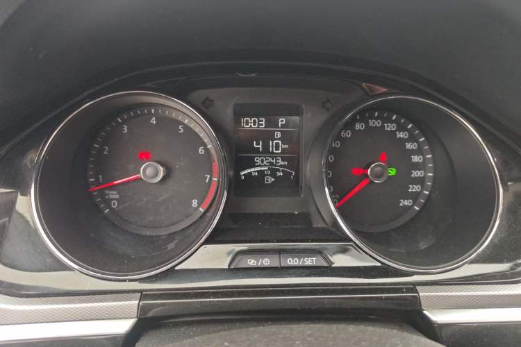 Used Volkswagen Bora 2016 230TSI DSG Comfort Model
