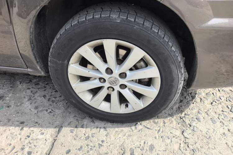 Used Buick GL8 2014 2.4L Classic Edition
