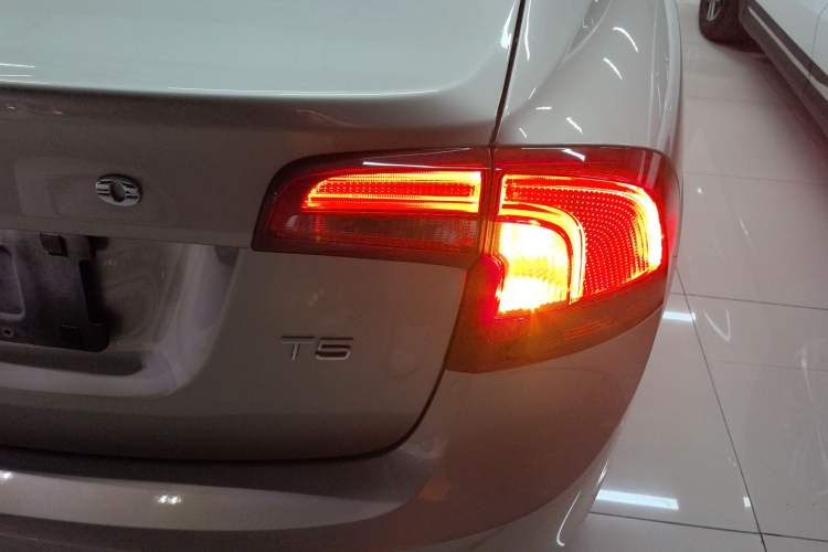 Used Volvo S60 2019 S60L T5 Smart Range Edition