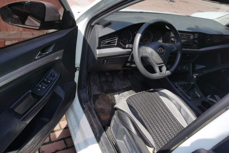 Used Volkswagen Bora 2019 Revised Version 1.5L Manual Fashion Edition China VI Standard Driver Seat