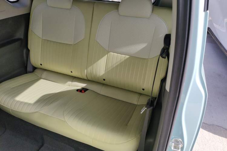 Used Geely Galaxy Panda 2023 Panda Mini 200km Endurance Bear