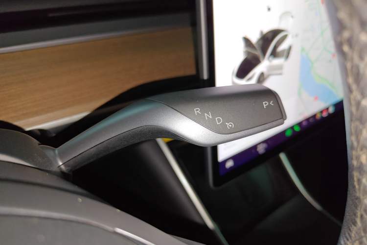 Used Tesla Model 3 2019 Long-Range Rear-Wheel-Drive Version
