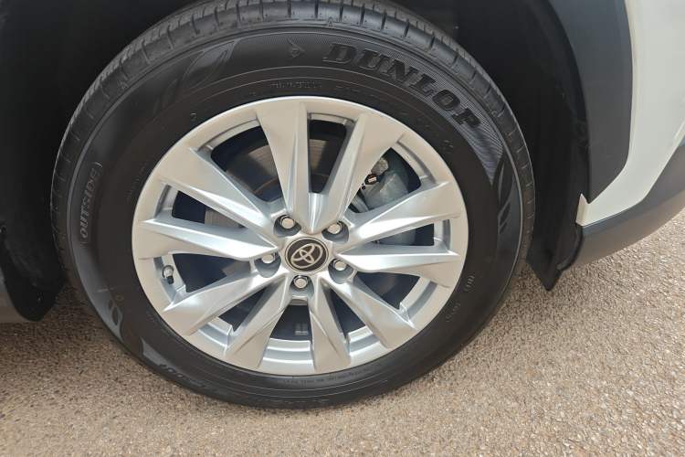 Used Toyota Corolla Cross 2022 2.0L Elite Edition Right Front Wheel Hub