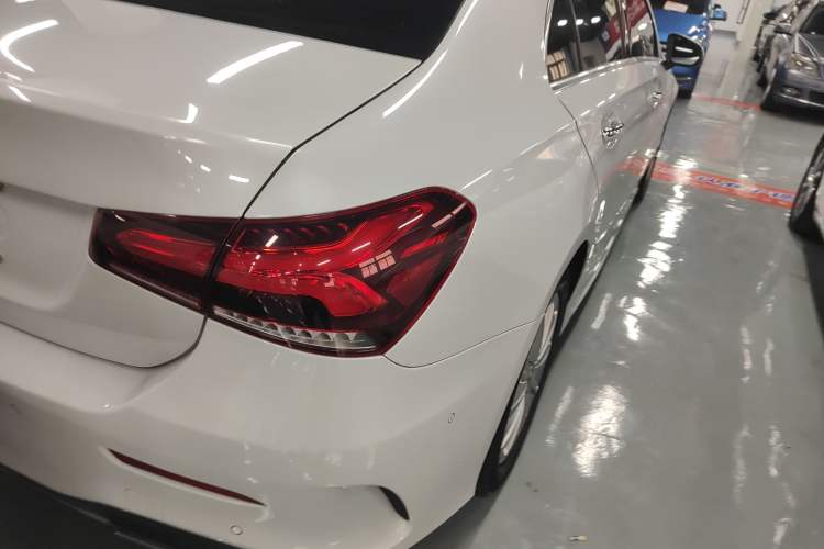 Used Mercedes-Benz A-Class 2021 A 200 L Sport Sedan Fashion Model
