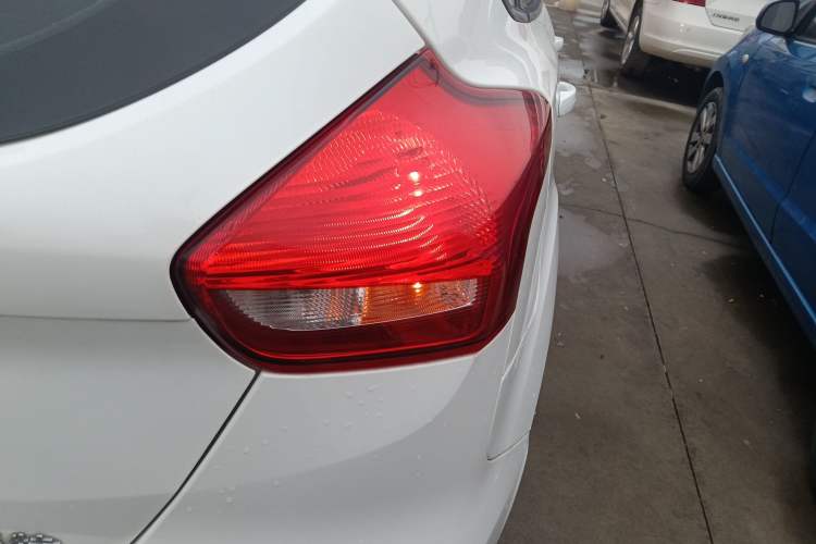 Used Ford Focus 2017 Hatchback 1.6L Automatic Comfort Plus SmartDrive Edition