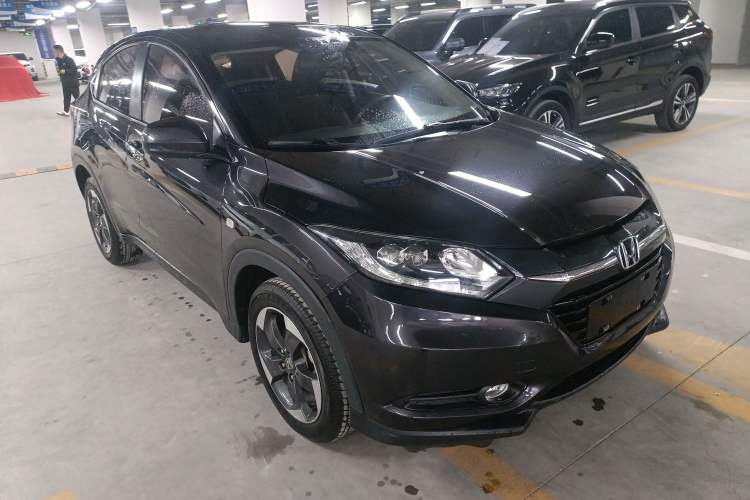 Used Honda Vezel 2017 1.8L CVT Front-Wheel Drive Pioneer Edition